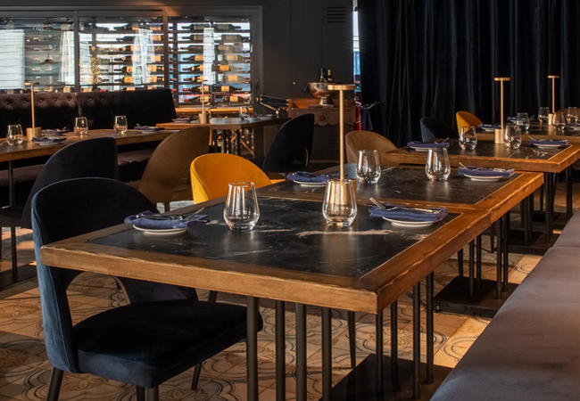 4.8 Stars on Google

Lunch at The Foundry (Geneva centre). 1 Voucher = CHF 65 Food & Drinks Credit

Premium meats & creative international dishes, with a full business lunch at CHF 26 incl starter + meat / fish / veggie options
 Photo