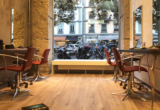 4.8 Stars on Google

Dom Hairstyling (near Rive): Sassoon's Official Partner in Geneva


	Cut: 125 75
	Roots Color: 199 119
	Highlights: 350 199
	Brazilian Straightening: 550 299

 Photo