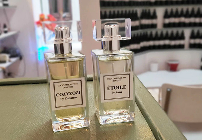 1h30 Perfume Making Workshop at Tocciami (Plainpalais) in English & French

Create, label & take home your own signature perfume in a 50ml or 100ml bottle. Workshops available Mon-Sat, all materials included
 Photo
