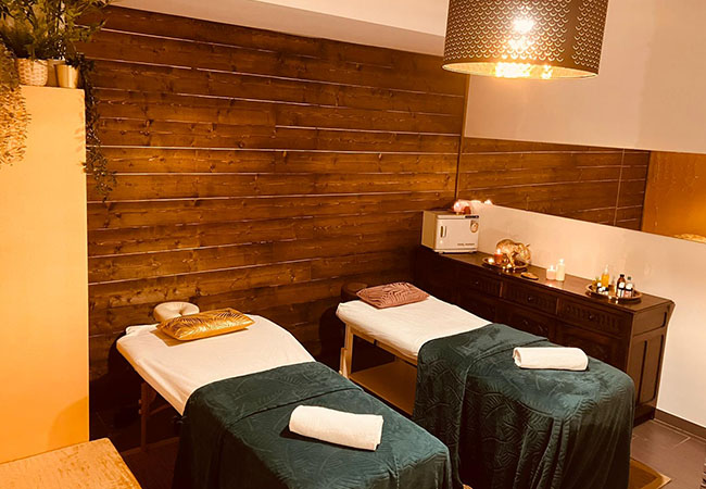 5 Stars on Google
Odésia Natural Beauty Center (Carouge)


	Facial / Massage: 130 69
	Lymphatic Drainage or Body Ritual: 180 99​​


Using natural & organic products with no additives + no animal testing 
 Photo