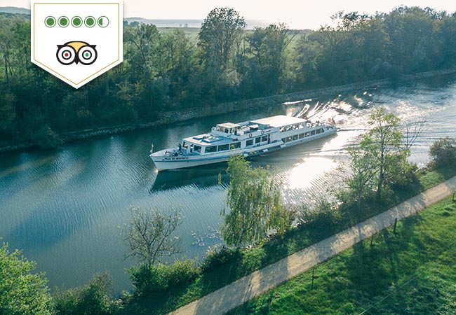 4.5 Stars on Tripadvisor
Best of Switzerland: Boat Cruises on Les 3 Lacs incl Lake Neuchâtel, Morat & Bienne. 1 Voucher = Unlimited 1-Day Pass

Valid all summer until end September
 Photo