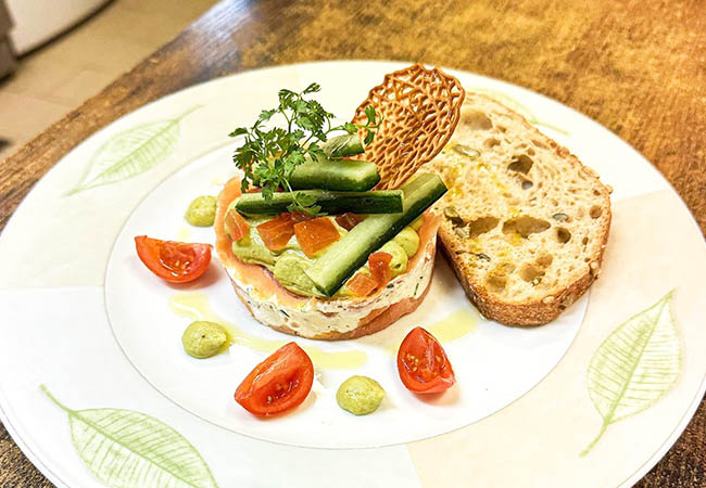 “We can't get enough!” - Tribune de Genève

French Cuisine at Le P'tit Carougeois (Carouge): CHF 100 Food Credit 

Iconic Carouge restaurant in business 50+ years, by the team that also owns the Gault&Millau-recommended L'Odeon
 Photo