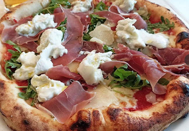 Recommended by 92% of BuyClubbers
Italian 7/7 at Indigo (Champel): CHF 100 Food & Drinks Credit

From homemade pizzas to Sardinia grilled octopus, Milanesa Beef & more at Champel's family-friendly trattoria​​​​​​​
 Photo