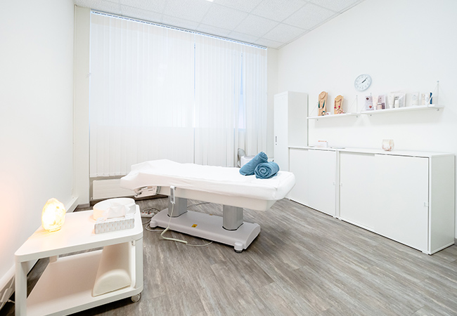 Exclusively for Women
ASCA-Certified Massage at Flow (near HUG): 4.8* on Google

Women-run wellness center for women only. Choose Classic / Reflexology / Prenatal massage or Teoxane Facial. Recommended by 100% of BuyClubbers
 Photo