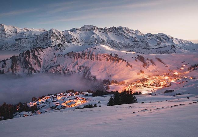 Ski-In / Ski Out of Your RoomPortes du Soleil: Hotel L'Etable (Les Crosets, Valais)

Ski right from your room into 650km of slopes. Boutique 3*Superior hotel rated "Superb" on Booking.com
 Photo