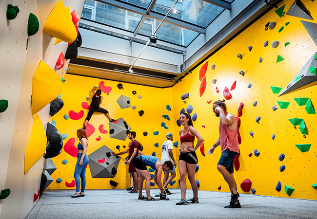 4.8 Stars on Google
Indoor Bouldering for All Levels at Planet Climbing (Plan-les-Ouates)


	5 entries: 95 55
	10 entries: 180 99
	1 Year Membership: 880 590

 Photo