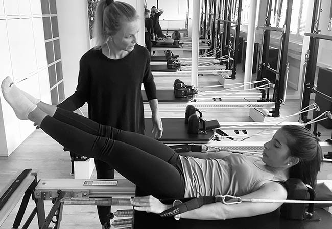 5 Stars on Google
10 x Pilates-Machine Classes at Pilates Center Gen&egrave;ve (Plainpalais)

17 classes per week incl options for Prenatal & Postnatal, in small group of just 5 people
 Photo