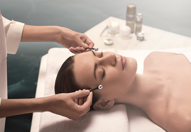 Recommended by 94% of Buyclubbers

LA MER® Spa at Hotel President Wilson 5* (Geneva center): Massage / Facial

Ultimate pampering in one of Geneva's best luxury spas open 7/7
 Photo