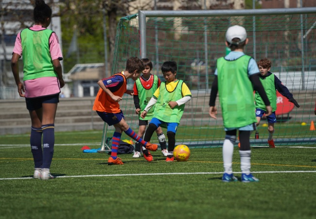 Ages 3-12
InterSoccer: Autumn Courses (After School or Weekend) for Boys & Girls of All Levels. Each Course is 1 Class per Week from Aug to Dec
In Geneva, Versoix, Nyon, Vaud, Zurich & Zug
 Photo