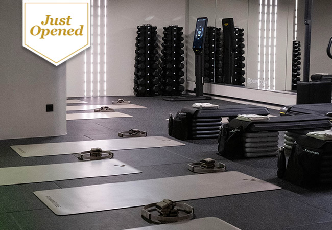 Just Opened

10 x High Energy Group Fitness Classes at POWERCUBE (Eaux-Vives)

HIIT / Strength / Cardio / Pilates-Yoga classes at Geneva's newest boutique fitness club
 Photo