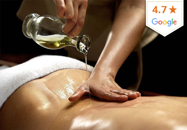 4.7* on Google
1h Indian Abhyanga ​Oil Massage at Ayurvedic Wellness (Jonction)

Deeply relaxing Indian head+body massage using warm herb-infused oils. By therapist who learned her craft at India's <i>Ayurveda Medical College</i> and has 18 years experience​​
 Photo