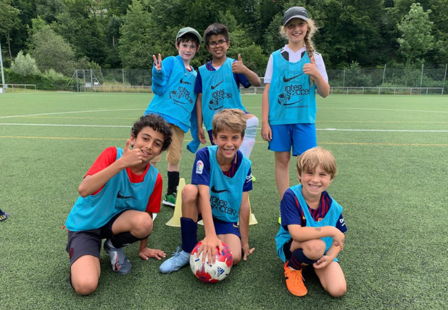 Ages 3-13
InterSoccer Summer Soccer Camps for Boys & Girls in English & French (Geneva, Vaud, Zurich, More)


	Geneva: Varembe, Grand Sacconex, Vessy, Cologny, Versoix 
	Vaud: Lausanne Pully, Nyon, Etoy
	Zurich: Seefeld, Langnau am Albis, Adliswil, Wadenswil, Volketswil

 Photo