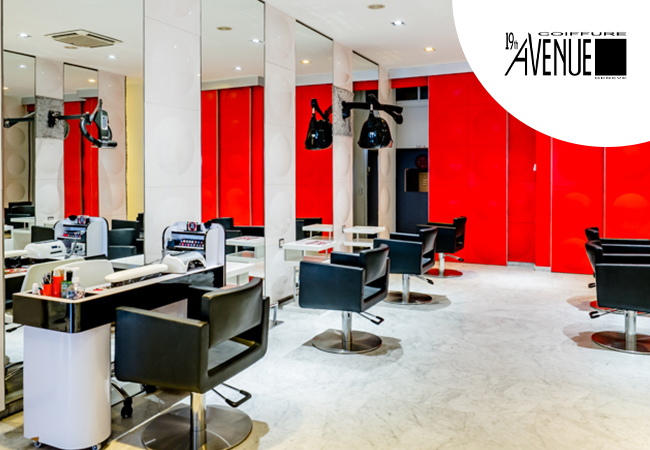 4.7* on Google
19th Avenue Hair Salon (Eaux-Vives)


	Cut: 135 CHF 81
	Cut & Color: 223 CHF 135
	Repair Treatment: 188 CHF 112

 Photo