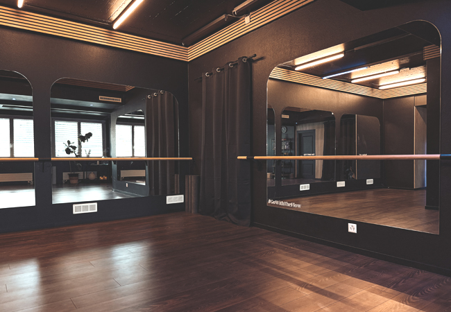 5* on Google 
10 x Barre Group Classes at Flow (Champel)

Barre workouts blend Pilates x Ballet x Yoga to build strength & flexibility. Recommended by 100% of BuyClubbers
 Photo