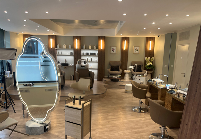 4.8* on Google
Semi-Permanent Mani+Pedi at Maison M (Rive)

Get glossy nails that last (+ free glass of bubbly) at this chic designer spa

 
 Photo