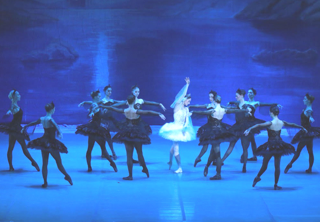 Swan Lake Ballet Starring Berlin State Ballet's Lead Dancer
+ Geneva: Nov 15 @ BFM
+ Lausanne: Nov 19 @ Salle Métropole 

The "Queen of Ballets" with world-class stars and choreography by Sergei Bobrov: winner of 3 x Ballet Golden Mask awards​
 Photo