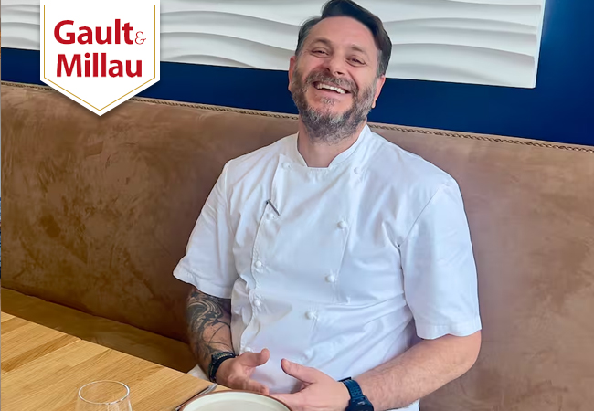 "Pure delight" - Gault&Millau
Greek Fusion Cuisine ​​​​at Medusa (Nations): CHF 100 Food CreditGreek Chef Konstantinos Kamperis (ex Khora) fuses seafood, flame-grilled veggies, filled pastries & more for wow results. One word for it: Pentanosimo!
 
 Photo