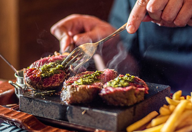 Hot-stone Steaks for 2 at Le Pavillon de Versoix 