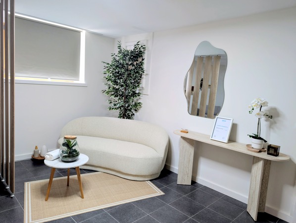 Just opened
1h Therapeutic Massage for Back Pain / Sciatica at Centre Pali&aacute; (Servette) ASCA-certified, by former owner of Gen&egrave;ve Massoth&eacute;pie (4.9* on Google). Can also opt for lymphatic drainage or relaxing massage
 Photo