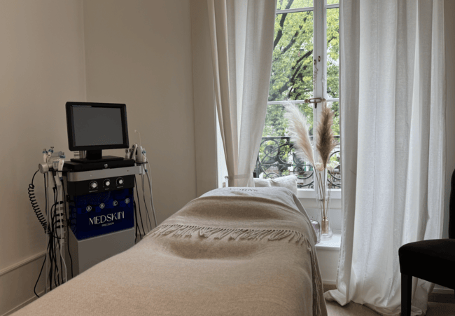 4.8* on GoogleSOTHYS&reg; Facial at Studio Beaut&eacute; (Cornavin)

Using Sothys world-class protocols & ingredients
 Photo