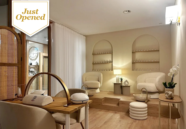 Just OpenedLe SPA @ Hilton Hotel (Grand-Saconnex): Massage or Facial

Geneva's newest 7/7 spa uses premium Ligne St Barth products and has beautiful facilities
 Photo