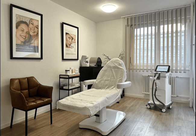 Just Opened
Laser Hair Removal at Laser Gen&egrave;ve (Acacias)


	Pay 299 for 600 credit
	Pay 589 for 1200 credit
	Pay 989 for 2000 credit
	
	Valid on all body parts for men & women

 Photo