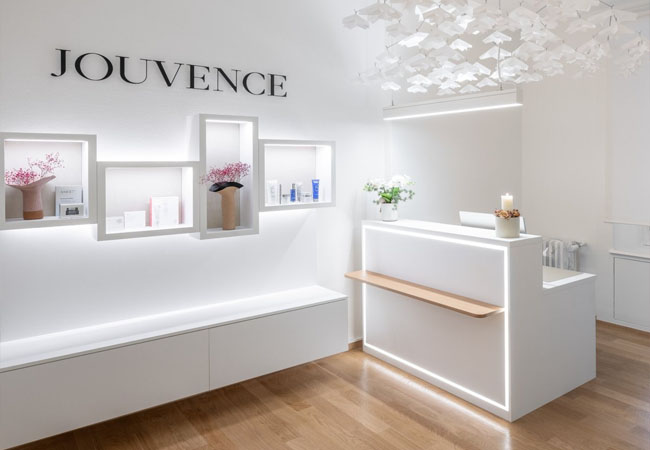 "Game-changer" - New Beauty
Kobido Face Massage or Sylfirm X Antiaging Treatment at Jouvence Clinic (Plainpalais)
Kobido is often called a natural facelift. Korean Sylfirm X is an FDA-approved cutting-age treatment to minimize wrinkles
 Photo