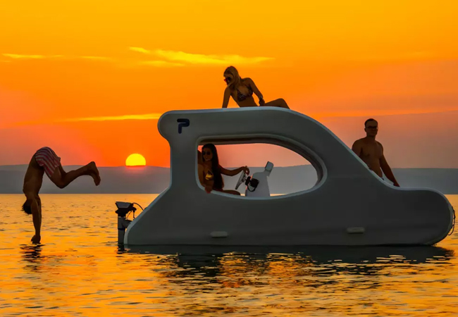 Hulu Boats (Geneva)
