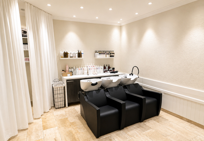 4.8* on Google
Amaryn Hair Salon (Rive)
Choose cut / color / balayage highlights / Korean head spa, in this beautiful recently-opened salon Photo