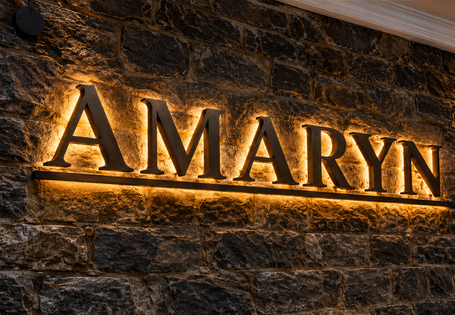4.8* on Google
Amaryn Hair Salon (Rive)
Choose cut / color / balayage highlights / Korean head spa, in this beautiful recently-opened salon Photo