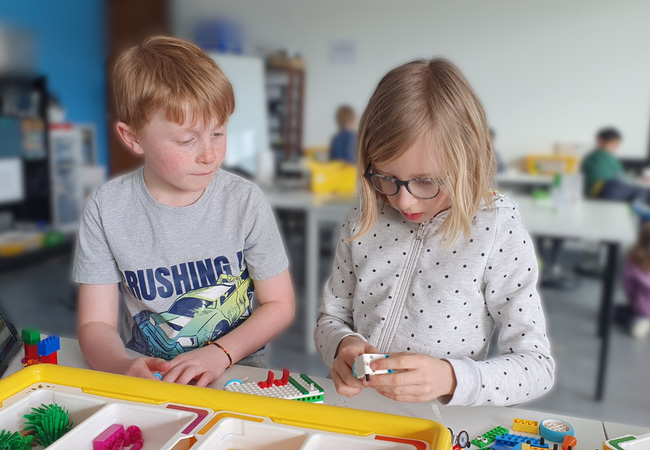 Ages 5-14
Tech Summer Camps at Futurekids (Lancy /Nyon)
Your child will build robots, create video games, learn to code & more - in fun, hands-on camps. Choose 5 half or full days
 Photo