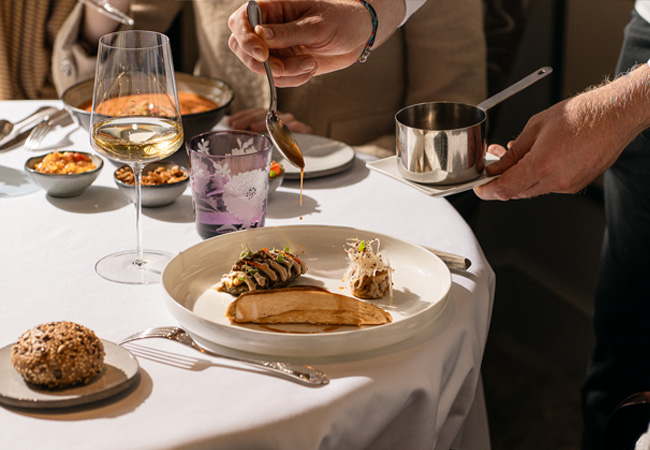 By 1* Michelin Chef 
Rivage Caf&eacute; @ Beau-Rivage 5* Hotel: CHF 140 Food Credit

Fine dining experience 7/7 by Michelin-star chef Mathieu Croze 
​​​​ Photo
