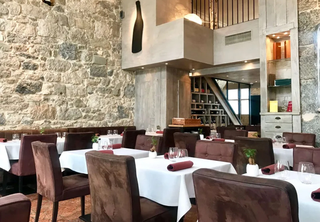 4.6* on Google
Le Flacon (Carouge): 150 Food Credit​​​
A new chapter for Carouge's long-time Michelin-starred address - now re-imagined as a relaxed French bistro​​ Photo