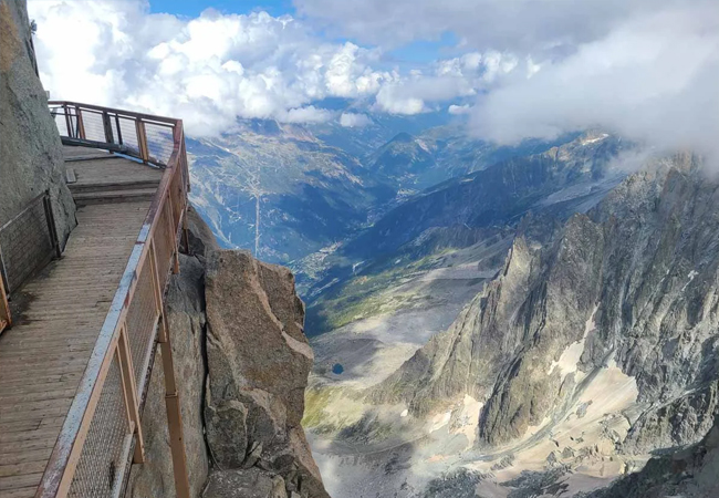 "Excellent" on Hotels.com
Chamonix Les Aiglons 4* Hotel & Spa: Overnight Stay for 2 + Breakfast + Spa Access

Wake up to Mont Blanc views, explore everything Chamonix has to offer, then  unwind in the spa
 
 Photo