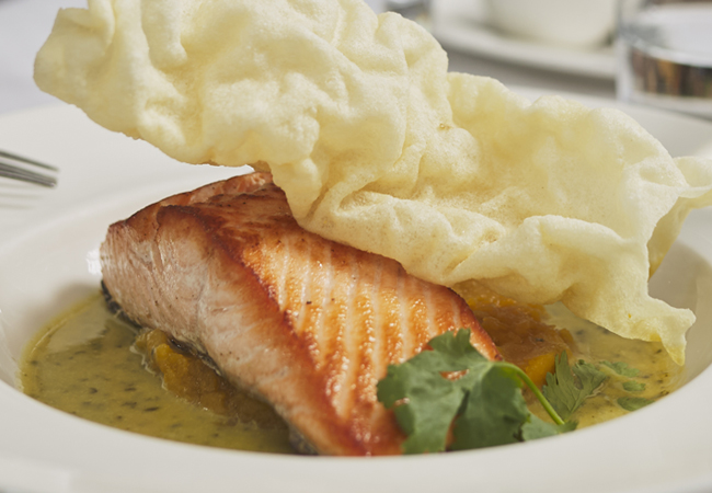 "Must-visit" - Gault&Millau
Seafood & French Classics at Caf&eacute; du Centre: CHF 150 Credit

One of Geneva's most famous restaurants, serving some of the city's best seafood. Valid dinner 7/7 
p.p1 {margin: 0.0px 0.0px 0.0px 0.0px; font: 12.0px 'Helvetica Neue'}

 Photo