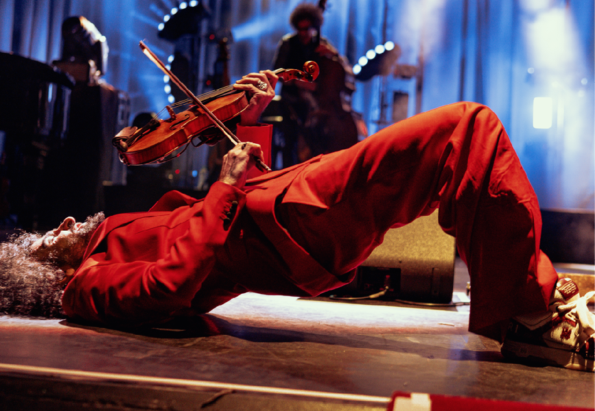 "Rock-star of the violin" - AFP
Violin Virtuoso Ara Malikian: Oct 26 @ Victoria Hall
Bach meets rock, flamenco & gypsy rhythms - by one of the world's most explosive violinists Photo