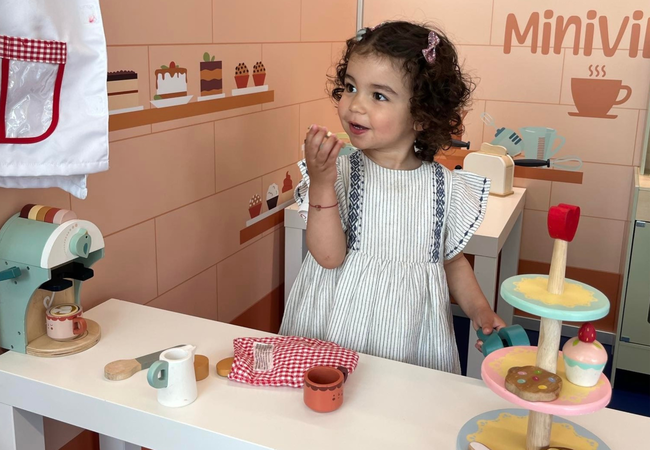 For Ages 1-6
Miniville Role-play World (Vernier): 5 Entries
24 different role-play areas where your child can be the vet, baker, dentist, cop, make-up artist & more. Rated 4.9* on Google Photo