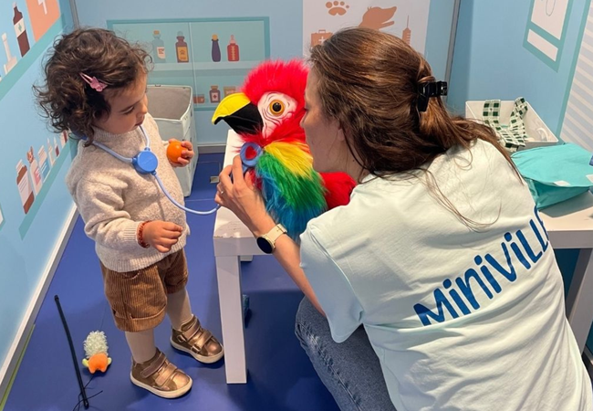 For Ages 1-6
Miniville Role-play World (Vernier): 5 Entries
24 different role-play areas where your child can be the vet, baker, dentist, cop, make-up artist & more. Rated 4.9* on Google Photo