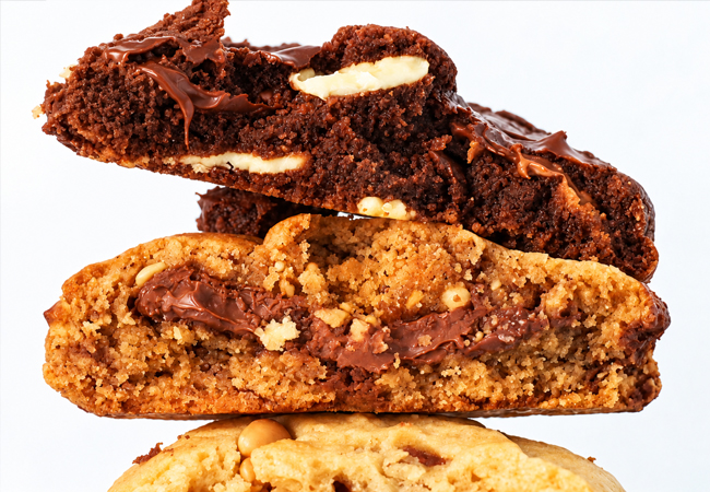 "Indulgent" - Gault&Millau
12 Homemade Cookies from Cooms Cookies (Terrassiere & Cornavin)

Freshly baked cookies in irresistible flavours like Chunky chocolate, Dulche de leche & more. Collect at Cornavin 7/7 or Terrassiere 6/7
 Photo